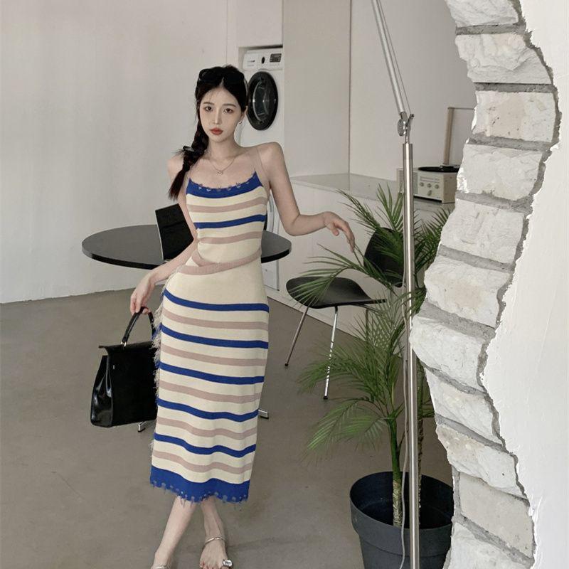 Women's Slim Fit Sleeveless Striped Knit Dress - Color Block Halter Neck for Summer 2024