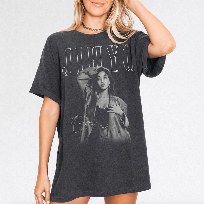 2026 Summer Fashion Trendy Tee Men Women Vintage Top Hip Hop Streetwear Oversized Tshirt Jihyo Shirt for Unisex Men and Women 90s