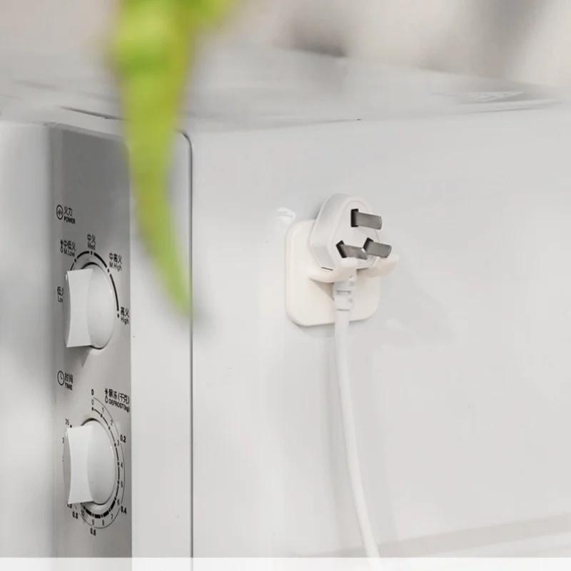 Versatile Self-Adhesive Hooks for Hanging and Organizing