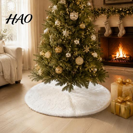 Elegant White Tree Skirt for Holiday Supplies 24/30/36 Inch Faux Fur Christmas Skirt, Soft Fluffy Plush Thickened Base Protector Cover Merry