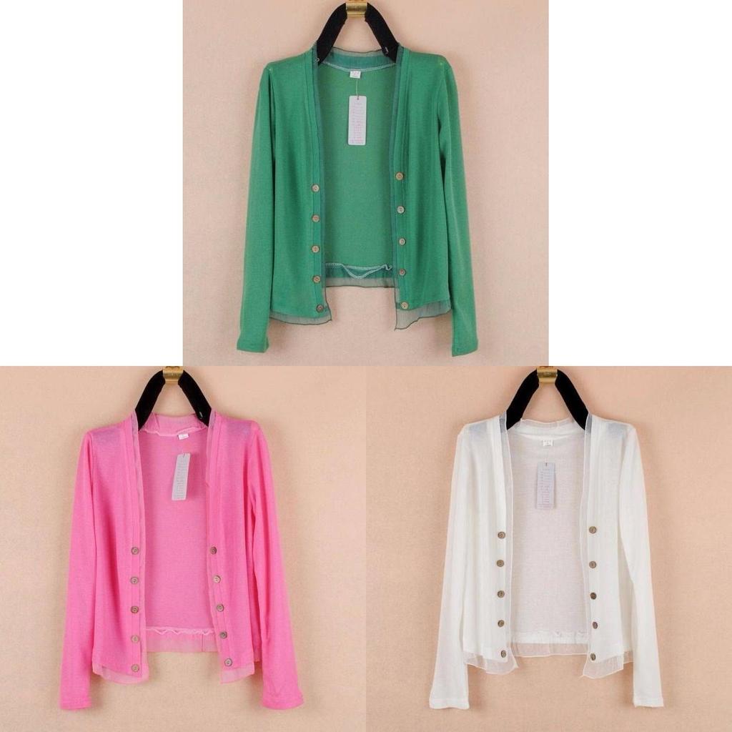 Cardigan estivo da donna in maglia di seta con bordi a balze e chiusura a bottoni per abbigliamento casual