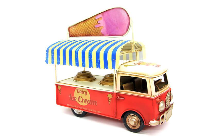 

Декоративная металлическая тележка для мороженого