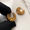 Simple, Versatile Croissant Bag, Threaded Earrings, Women's High-end Sense, Light Luxury Temperament Earrings, Unique Ear Buckles, Earrings.