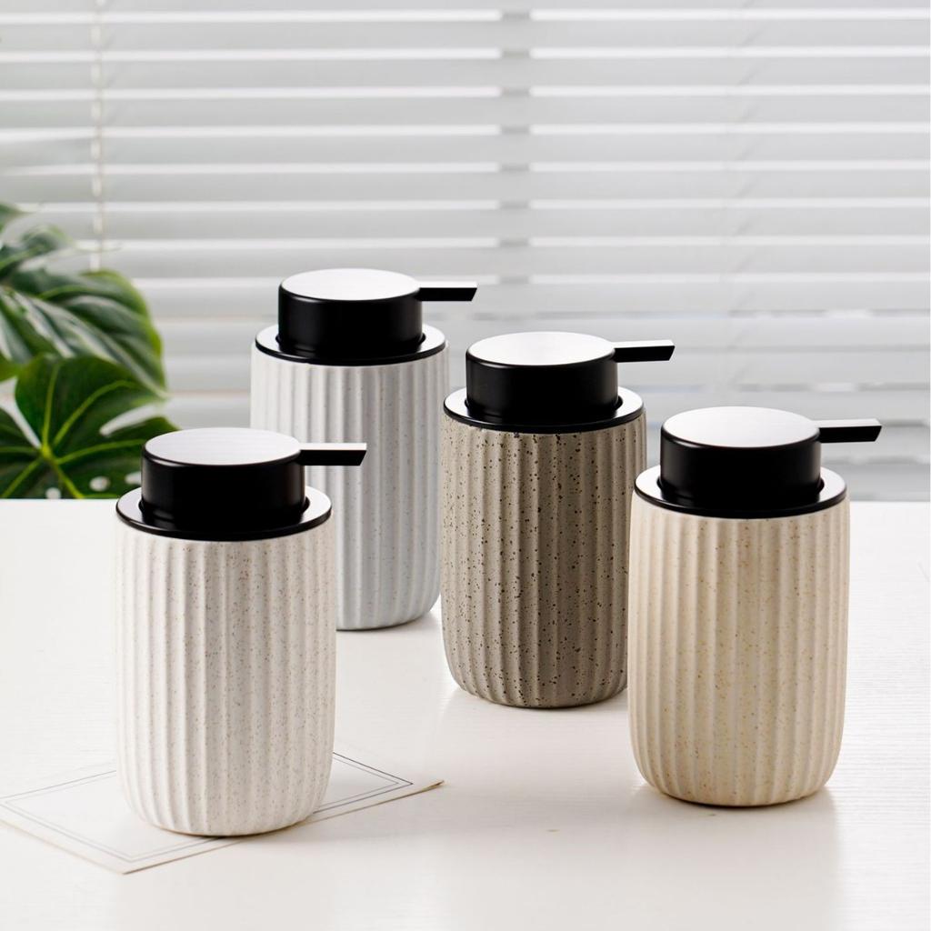 Portable Soap Dispensers Ceramic bathroom products Black hand soap foam bottled soap dispenser Lotion bottle Mousse bottled