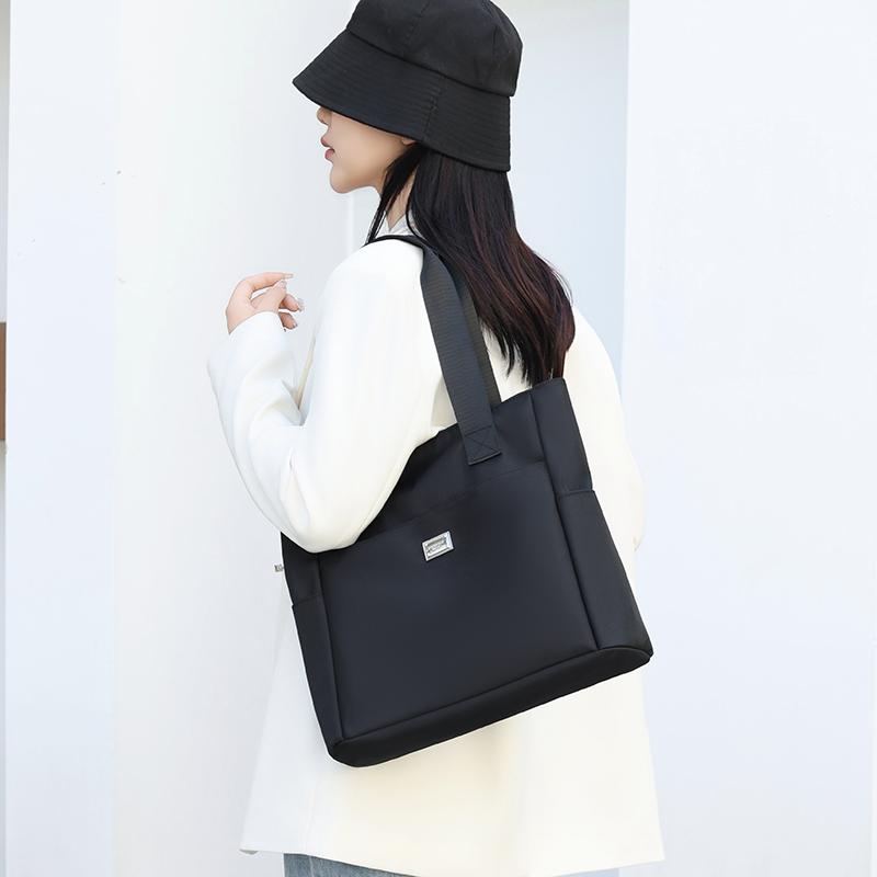 Geanta de umar de dama Geanta de mana de mare capacitate Geanta mama din nailon