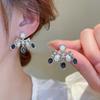 Simple high-end design niche temperament stud earrings women's light luxury fashion personalized earrings exquisite versatile sweet cool earrings