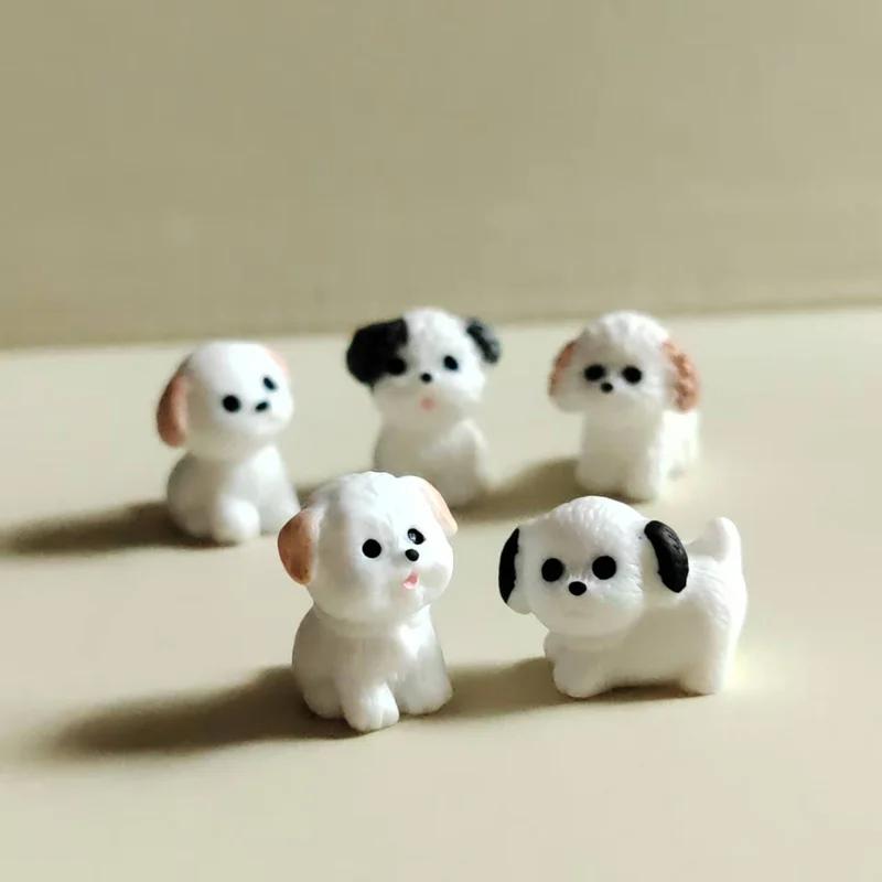 5 stk Miniature Hvalpe Eventyrhave Dekoration Kawaii Harpiks Tegneserie Dyr Hvid Hund DIY Boligindretning Dukkehus Tilbehør