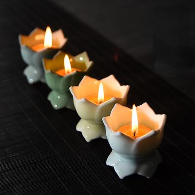 Doplňky pro bytové dekorace Svícen Celadon Lotus Multifunkční svícen s motivem Buddhy