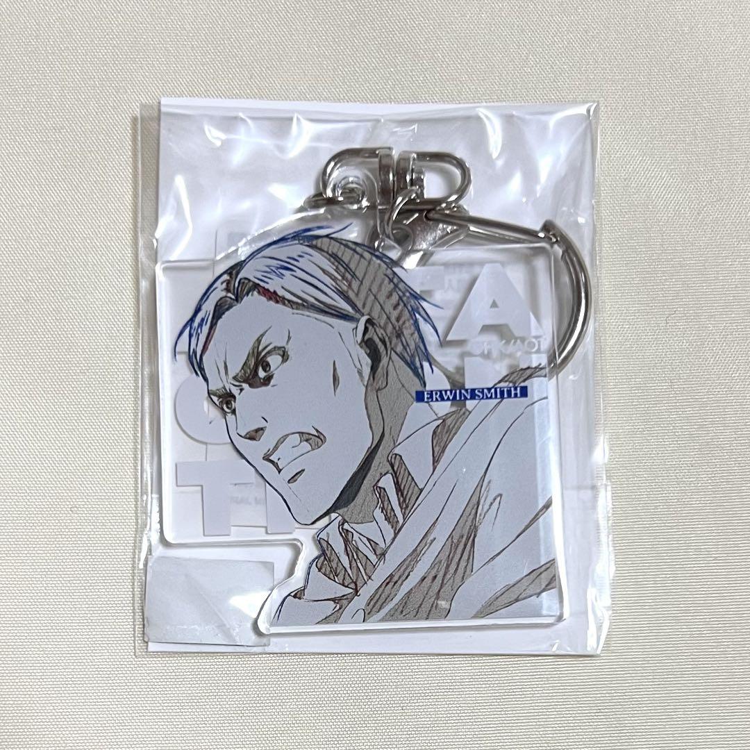 

[USED] Attack on Titan WIT STUDIO Acrylic Keychain Season 3 Erwin