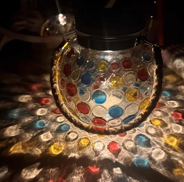 

Sky Lantern Solar LED Polka Dot Wishing Light - Outdoor Hanging Crackle Design for Courtyard or Camping. Single