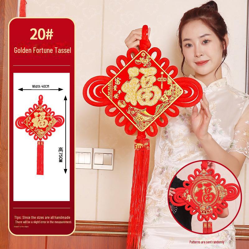 Luxusní přívěsek čínského uzlu se zlatou rybkou pro novoroční požehnání a dekoraci při kolaudaci