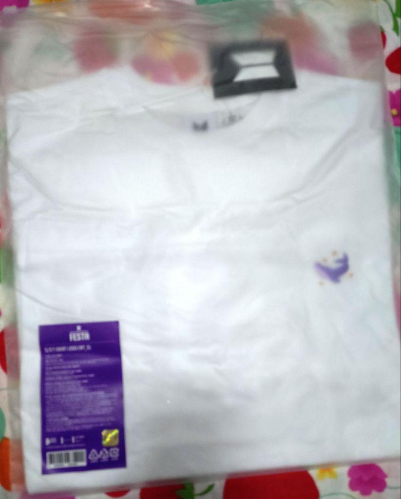 [USED] BTS 2024 FESTA T-shirt, size small