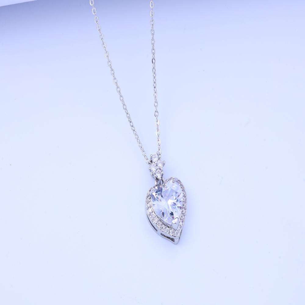 Zircon pendant necklace Retro court style temperament full of diamonds, colored gemstones, titanium steel chains, cross-border p