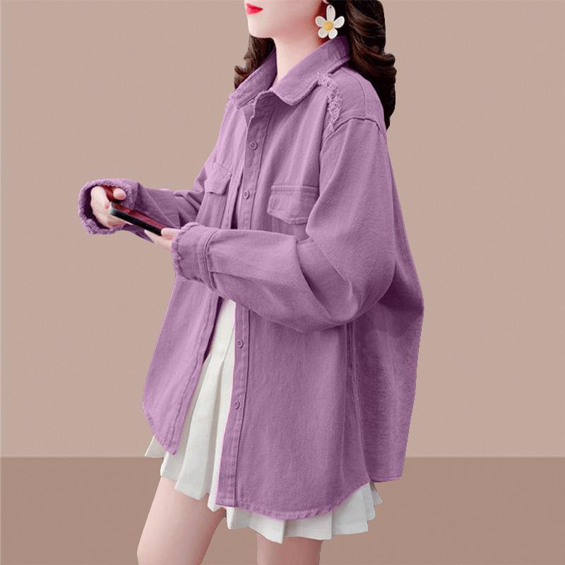 Mladistvá a elegantní vrstvená bunda pro ženy na začátek jara s límcem a kapsou, jednoduchá džínová košile v jednobarevném provedení