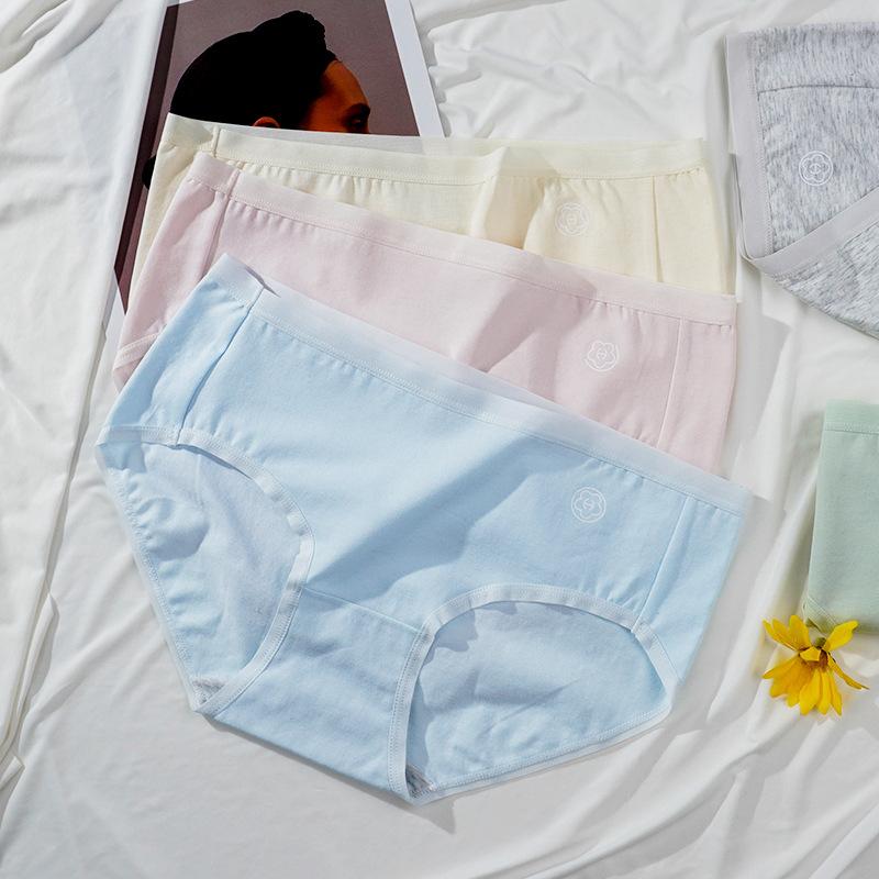 Solid Color Cotton Underwear Women's Underwear Slim Fitting Triangle Pants Simple and Breathable
