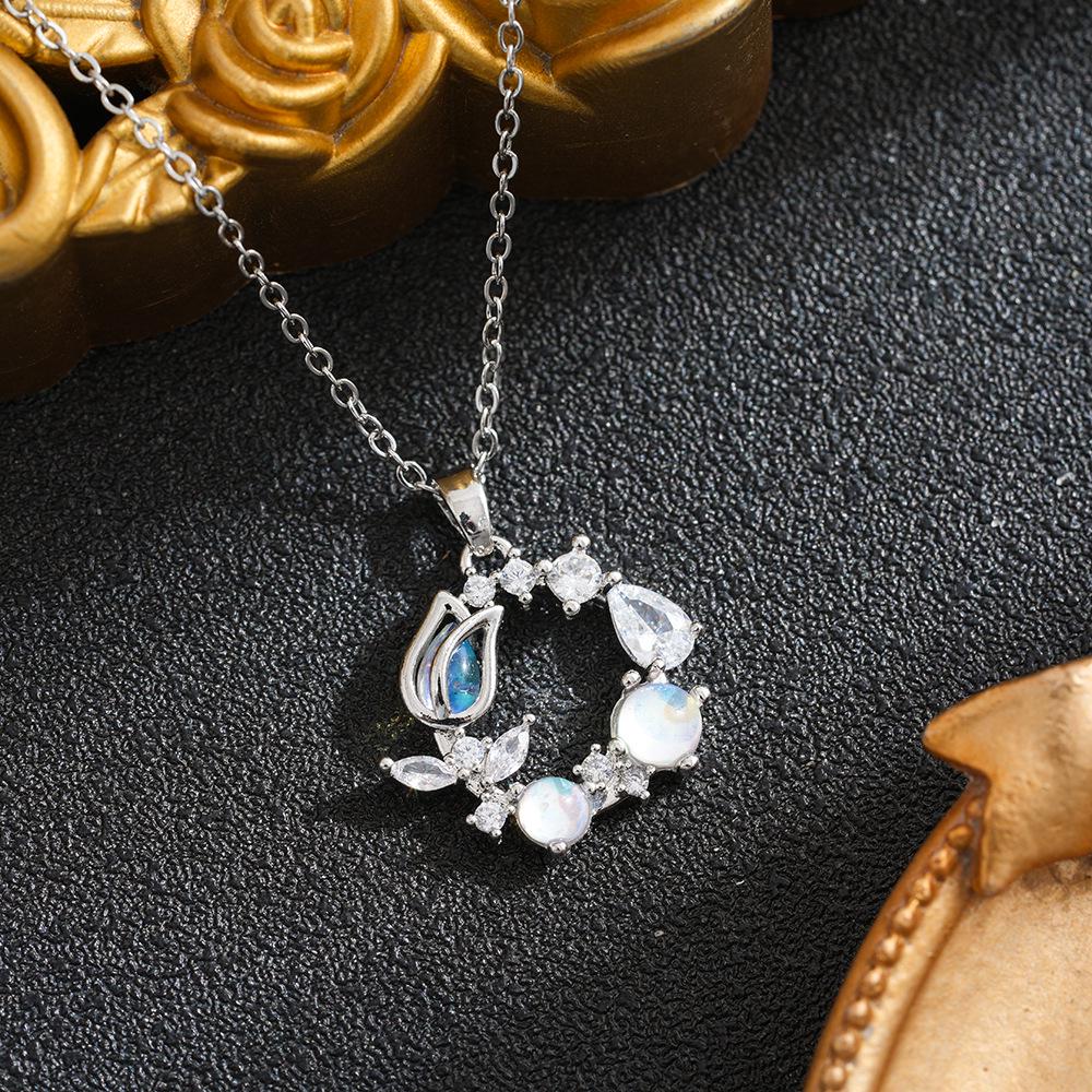 

Tulip Heart Constellation Necklace with Zirconia - Women s Internet Celebrity Style