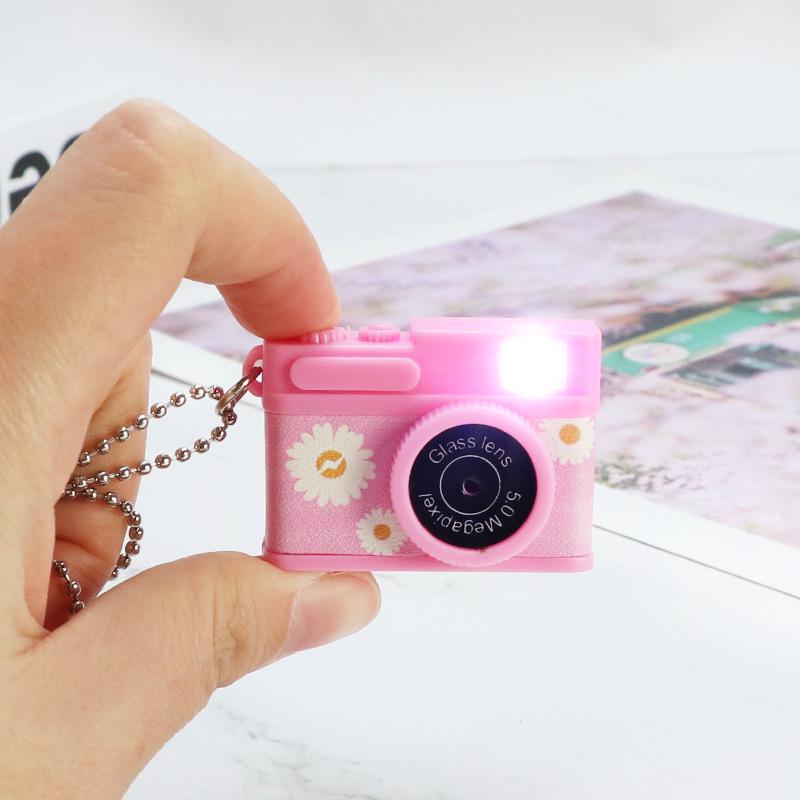 Luminous Flash Camera Pendant Necklace with Sound for Men & Women - Hip-Hop Retro Style