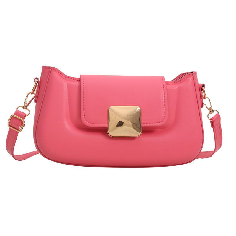 Fashionable Solid Color Minimalist Embossed Design 2023 Winter New Casual Trendy Armpit Diagonal Single Shoulder Small Square Bag Women Black