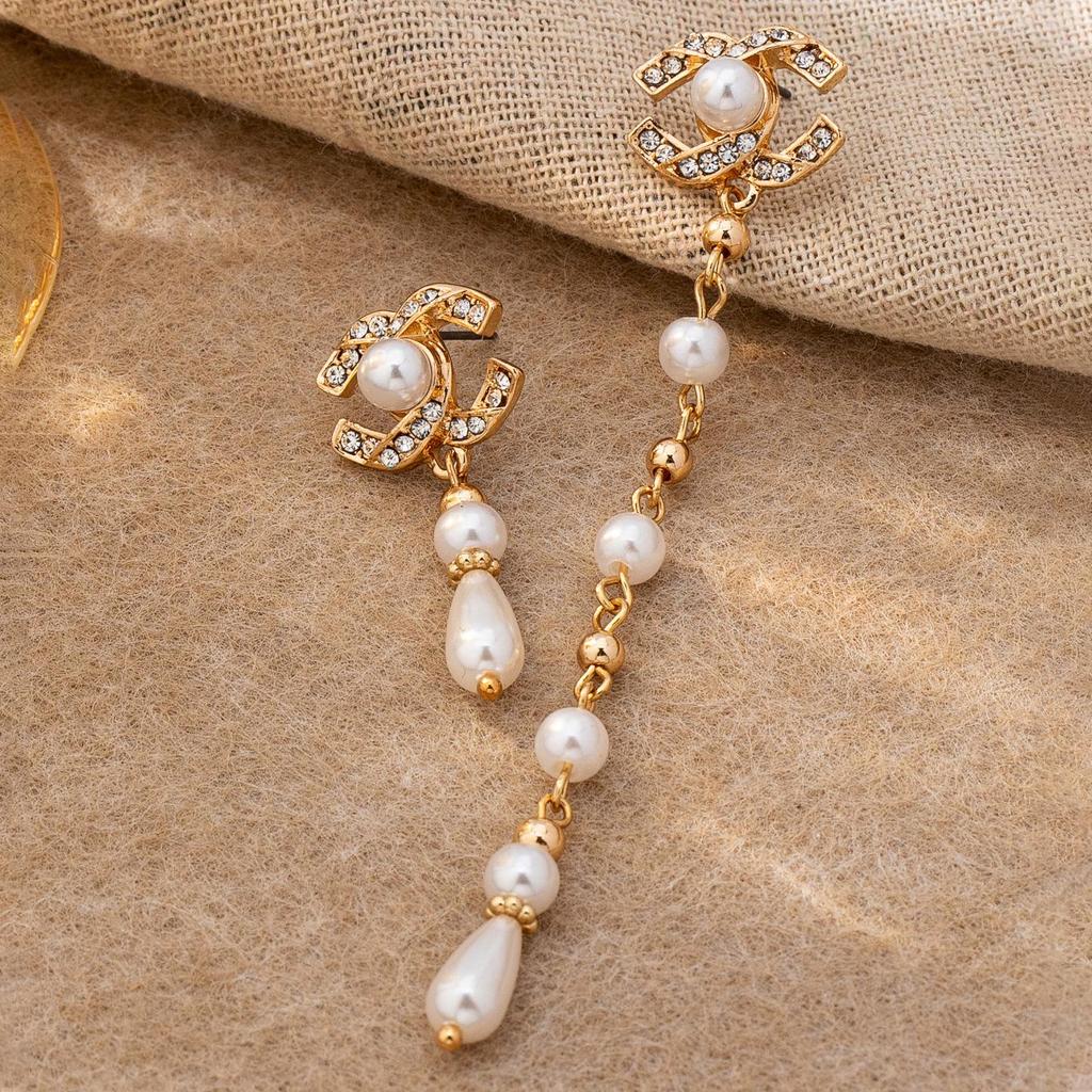 Daisy Jewelry: Imitation Pearl & Rhinestone CC Pendant Earrings for Women's Daily Wear