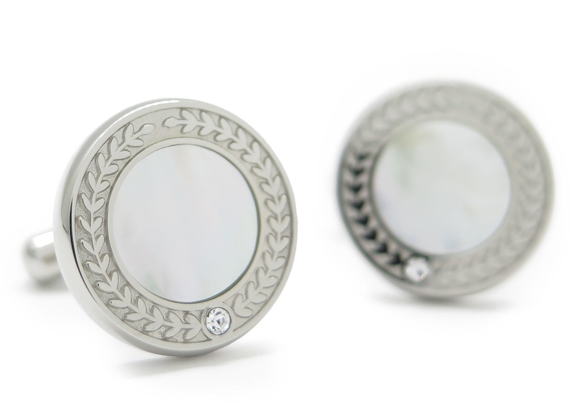 

SWANK White pearl cufflinks C0144