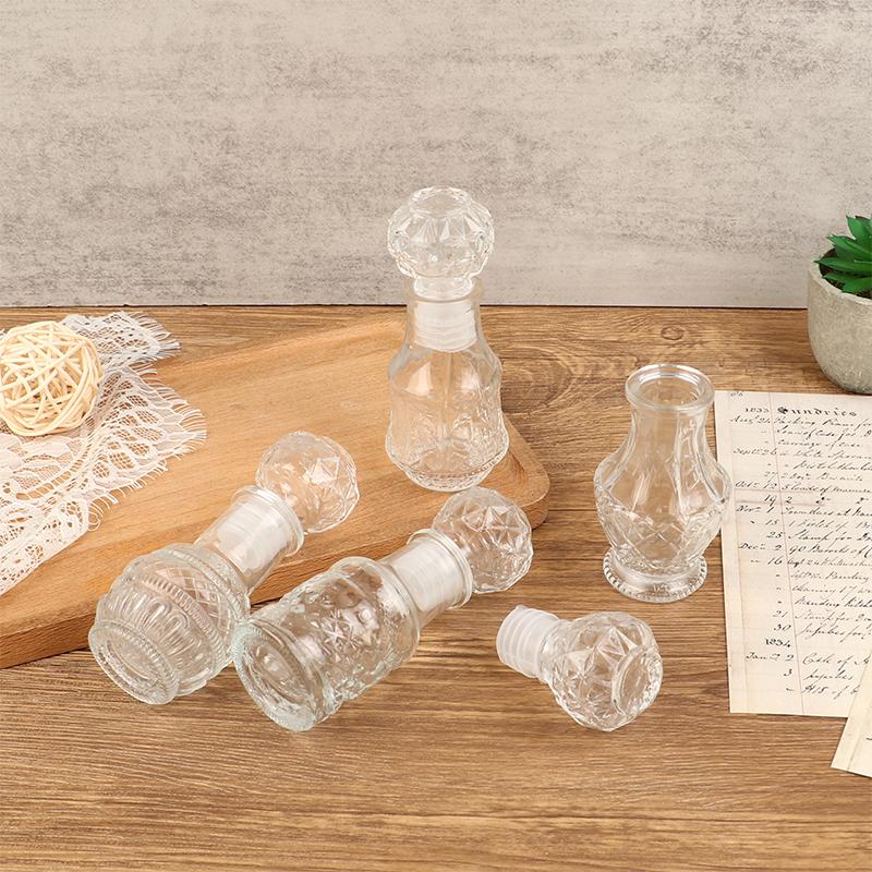 1Pc 50ml Whisky Glass Liquor Bottles With Screw Cap For Alcohol Carved Perfume Honey Jar Mini Container Wedding Handmade Gift