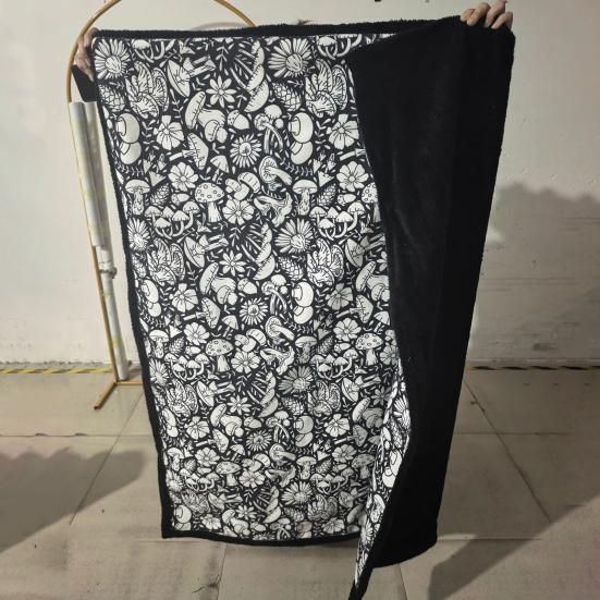 DIY Coloring Blanket Color Your Own Blanket Art Project with Markers Washable Color Art Craft Throw Blanket for Home Decor Holiday Party Activity