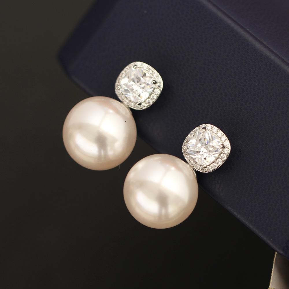 Princess square stone-set large pearl earrings, gold-plated multi-color 925 silver needle earrings, versatile without pierced earrings, earrings for