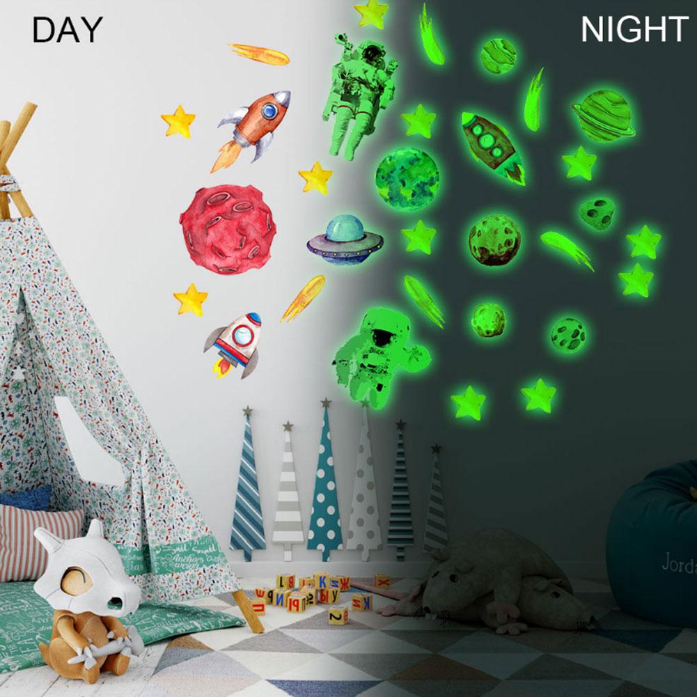 31 Delen DIY Ruimte Ruimteschip Thema Gloeiende Huis Muursticker Lichtgevende Kinderkamer Decoratie