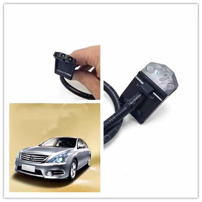For NISSAN 2008-2012 ALTIMA  Front Windshield Spray Nozzle  Wiper Spray Nozzle  Auto Parts