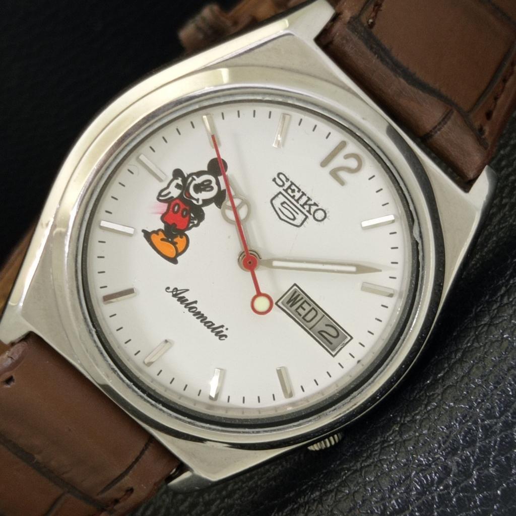 

АВТОМАТИЧЕСКИЕ ВИНТАЖНЫЕ ЧАСЫ SEIKO 5 ЯПОНИЯ 7009A МУЖСКИЕ С БЕЛЫМ ЦИФЕРБЛАТОМ a700567-5 R203-a700567