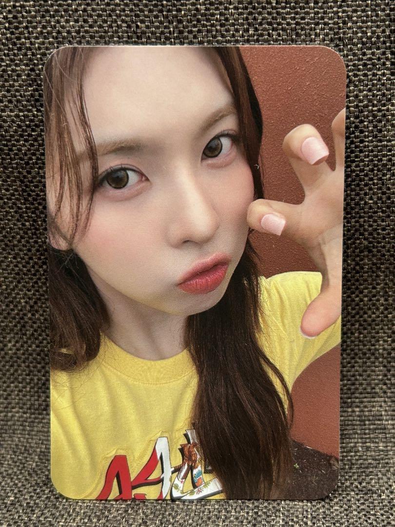 

[Б/У] NMIXX midsummer showcase отсек для коллекционных карточек