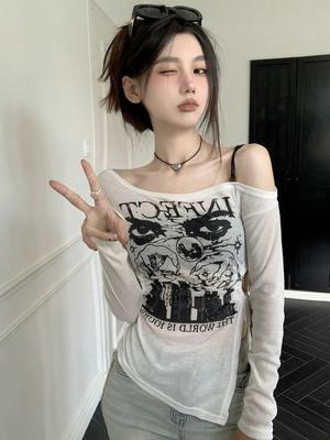 Chic Hollow Off-Shoulder Long-Sleeve Sun Protection Top for Women - Slim Fit, Flattering Early Autumn Style