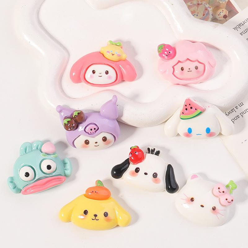 Kreskówkowe akcesoria żywiczne: Urocze naszywki DIY o tematyce owocowej i zwierzęcej, Dekoracje do etui na telefon z kremowym klejem, Magnesy na lodówkę, Materiały do rękodzieła na klamry do butów