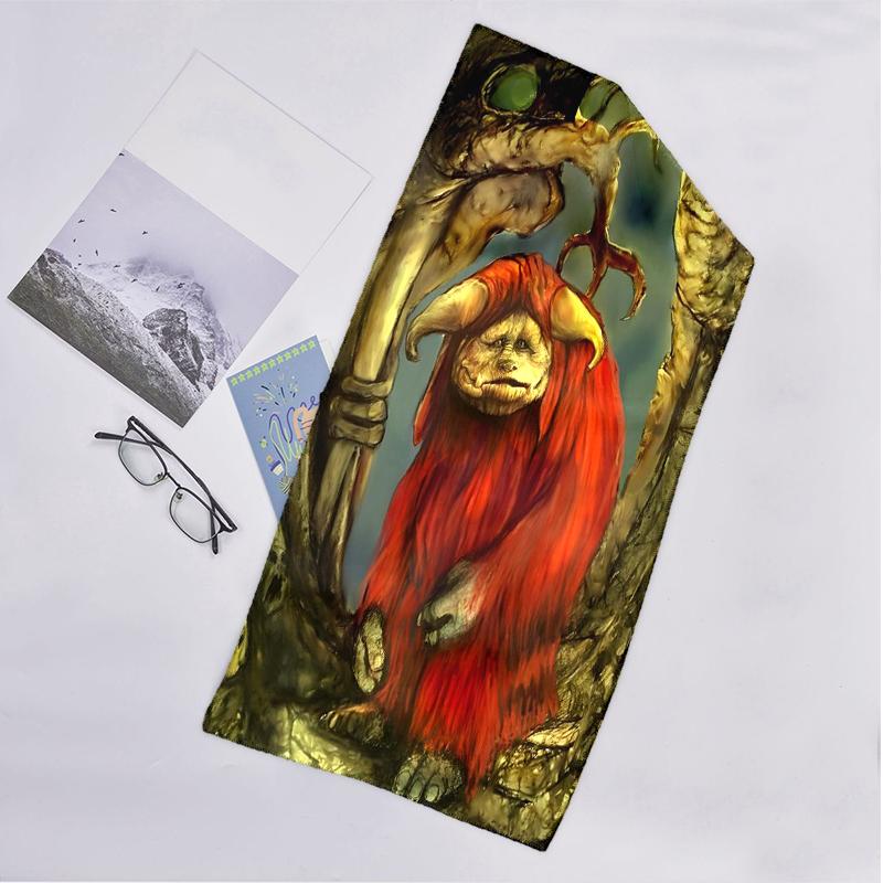 Labyrinth Fashion Beach Towel: Ideal for Summer Adventures Soft, absorbent and quick drying suitable for swimming and bathing