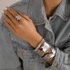 Bracciale Aperto Pieghettato Irregolare Punk Metal Creativo Amore Lucido Bracciale Bracciale