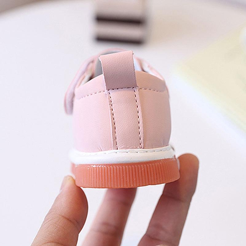 Spring/Autumn Style Infant Walking Shoes for Boys and Girls, Single Shoes 0-2 Years Old, Cartoon Soft-Soled Squeaky Shoes That Make Sound.
