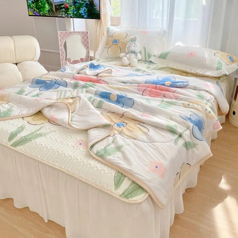 Letnia Cienka Kołdra Chłodna Pościel z Falbaną i Poszewką na Poduszkę Zestaw Pościeli Rozmiar Queen Kołdra Ochraniacze na Materac Pokrowce Narzuta