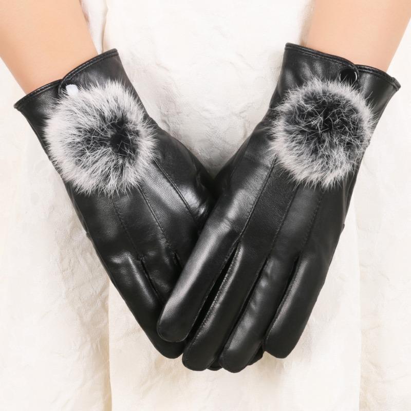 New spring and autumn women's sheepskin gloves rabbit fur ball leather velvet warm cold labor protection sheepskin gloves winter