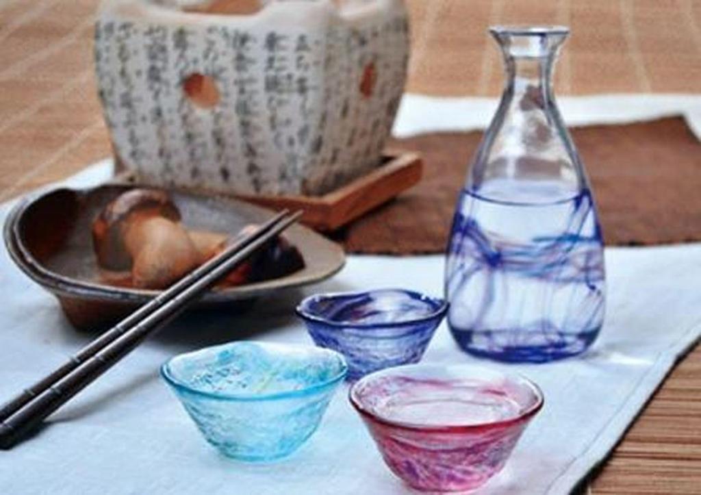 Takumifu Select Red Sake Glass Made In Japan 1-Piece Cup, 69xH34mm, 45ml, (Glass),