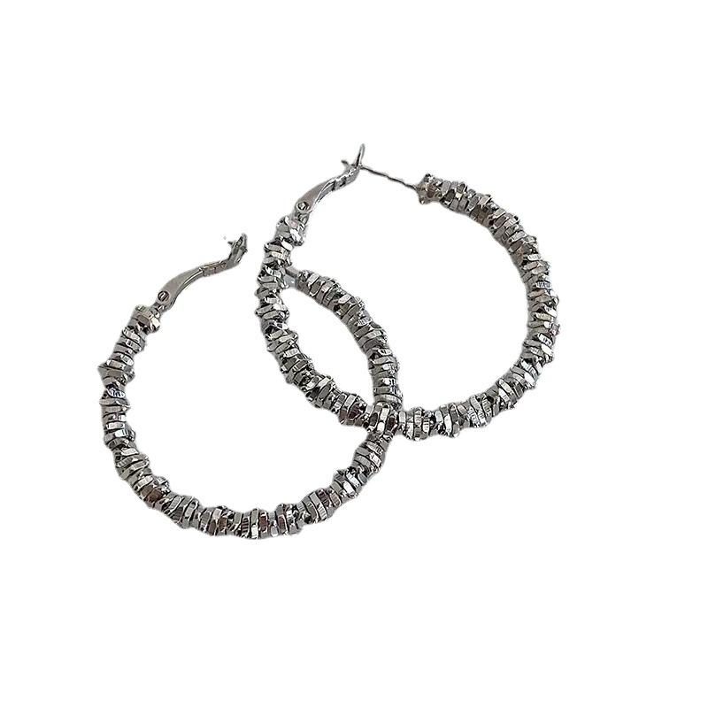 Europa und Amerika Mode OL-Stil Vielseitige Goldene Geometrische Runde Ohrringe Damen Übertriebene Ruili Kreis Ohrringe