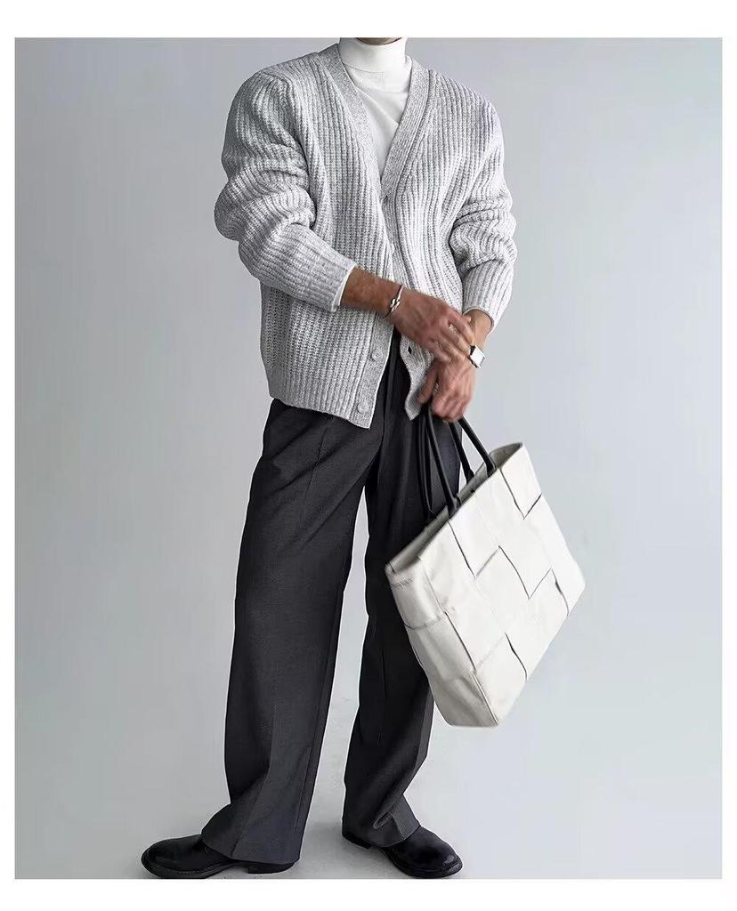 2026 Japanese Retro V-neck Knit Cardigan: Spring/Autumn Artistic Loose Sweater for Men