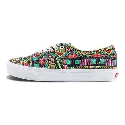 CLOTTEE x Authentic Pixelated Universe - Viacfarebné Unisex Tenisky True-White VN000EE36GL