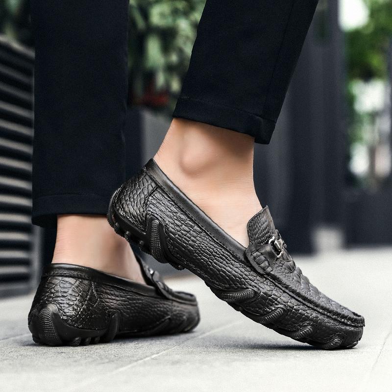 Fashion Genuine Leather Men Casual Shoes Crocodile Pattern Mens All-match Loafers Mens Slip on Office Shoes Antiskid Men Dress Footwear