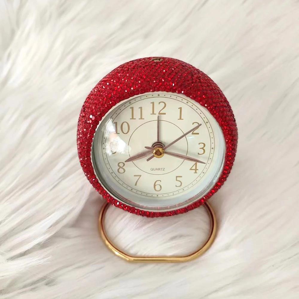 Роскошные часы из металла с бриллиантами, студенческий будильник, часы, украшение для спальни, настольные электронные цифровые часы, блестящие настольные украшения