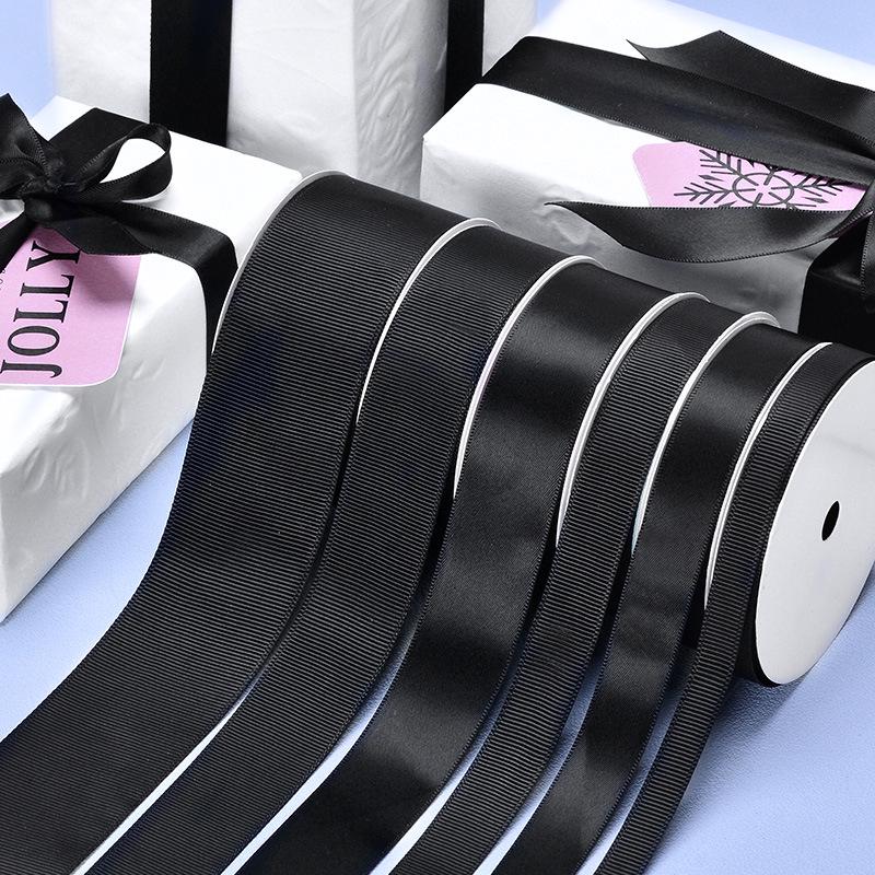 

Черная и белая декоративная лента Yao Ming для подарков и завязывания воздушных шаров Satin Ribbon 9mm (100 yards/roll) чёрный