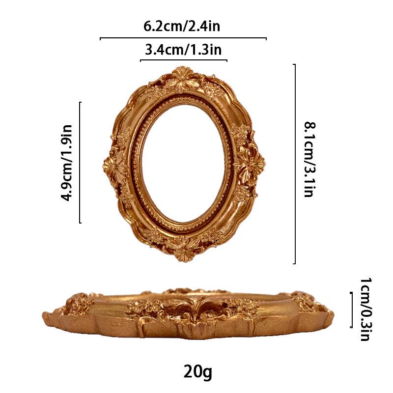 European-Style DIY Phone Case Frame, Badge, Gumi Display, and Dollhouse Scene Miniatures