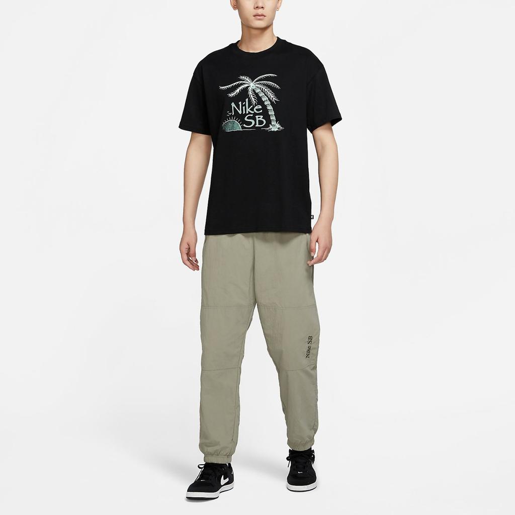 Nike T-shirt Casual Manica Corta con Stampa Palma SB Uomo Top Nero DQ1851-010