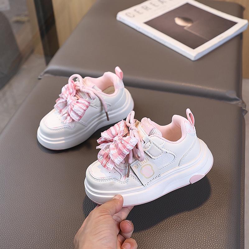

Spring 2025 Girls Breathable Soft Sole Sneakers: Casual Princess Shoes for Middle and Big Kids Size 29 - Inner Length 17.8CM