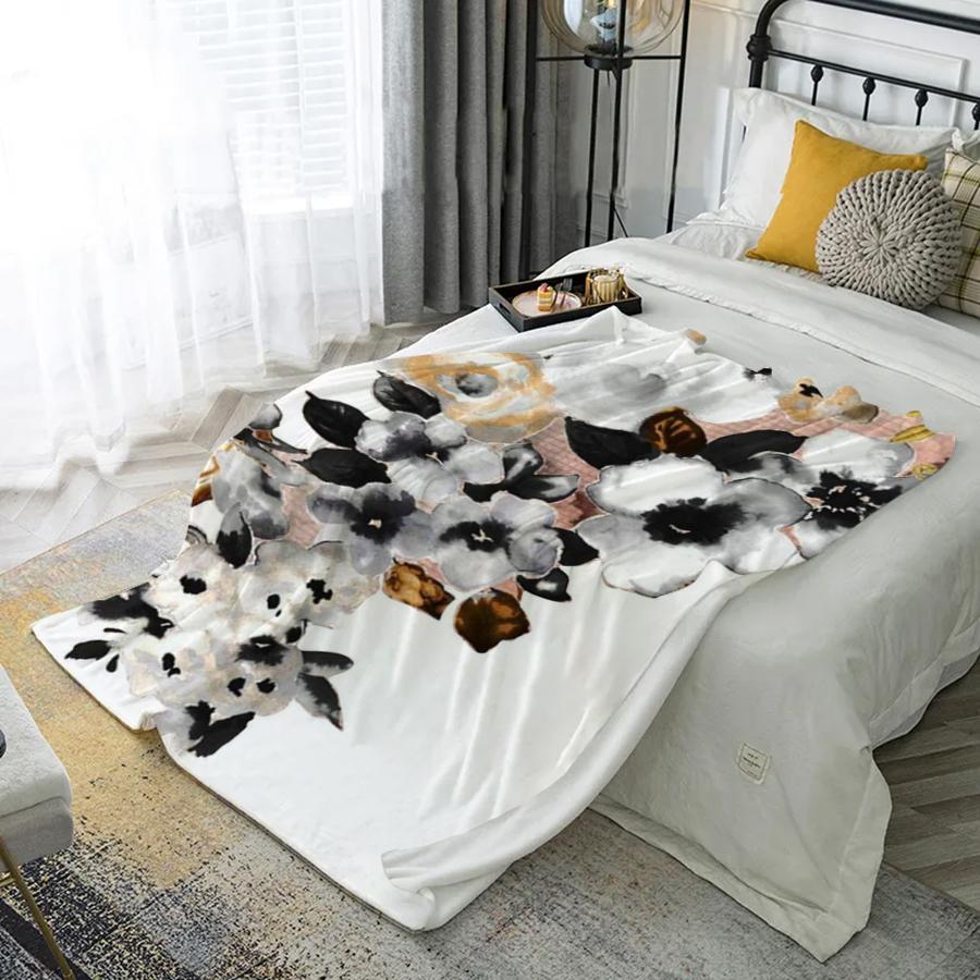 Floral Pattern Blanket Microfiber Flannel Cover Blanket Bedroom Living Room Sofa Soft And Comfortable Home Decoration