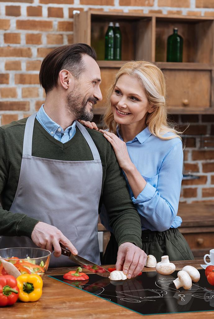 SZKLANA PŁYTA OCHRONNA NA KUCHENKĘ 70x52 CZARNA
